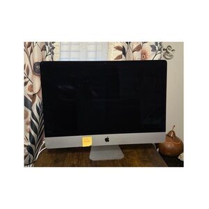 Apple iMac 27” FOR PARTS OR REPAIR-Does not power on